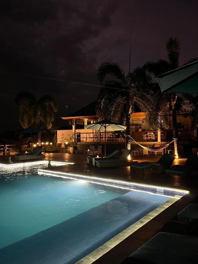 The Endless Summer Resort 4*